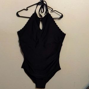 Black scallop neck halter swimsuit